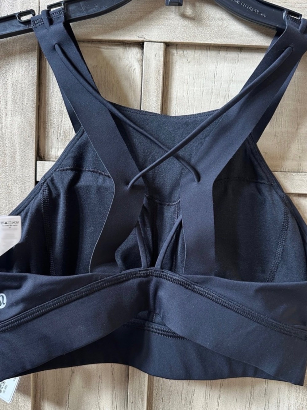 NWT lululemon Women’s Strong At Heart Bra Sport Top Size 8 Black Sports Bra NEW - Picture 8 of 8